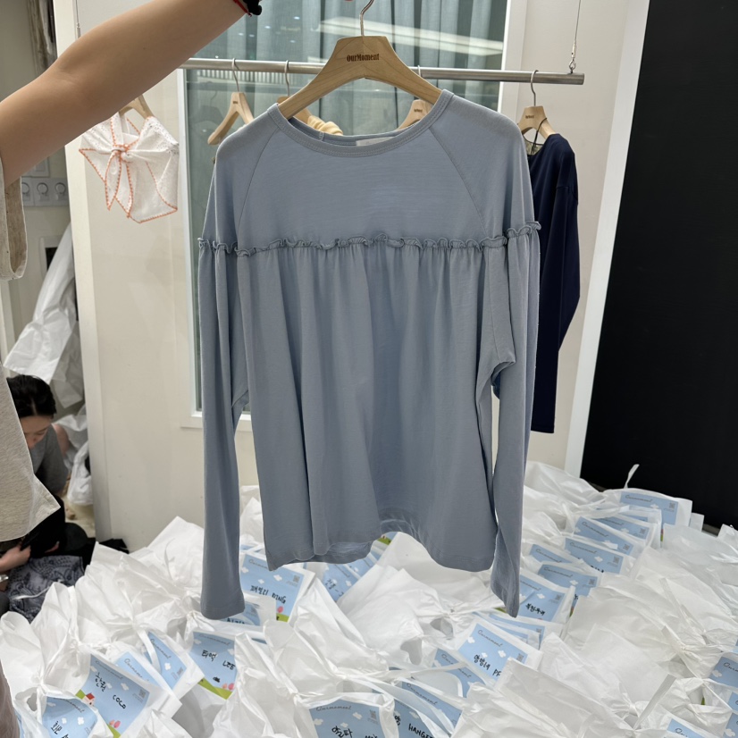 OURMOMENT韓國直郵女裝新款職業休閑時尚推薦人氣長袖T恤OURMOMENT長袖T恤圖色3