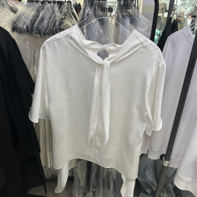 OUTFIT韓國直郵實拍女裝新品熱賣時尚推薦職業襯衫蕾絲衫OUTFIT襯衫/蕾絲衫