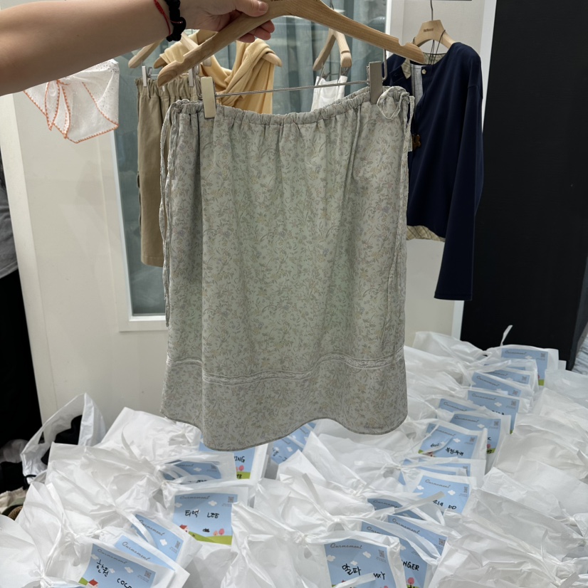 OURMOMENT韓國代購女裝新款推薦時尚26春夏人氣半身裙中短裙OURMOMENT半身裙/中短裙圖色2