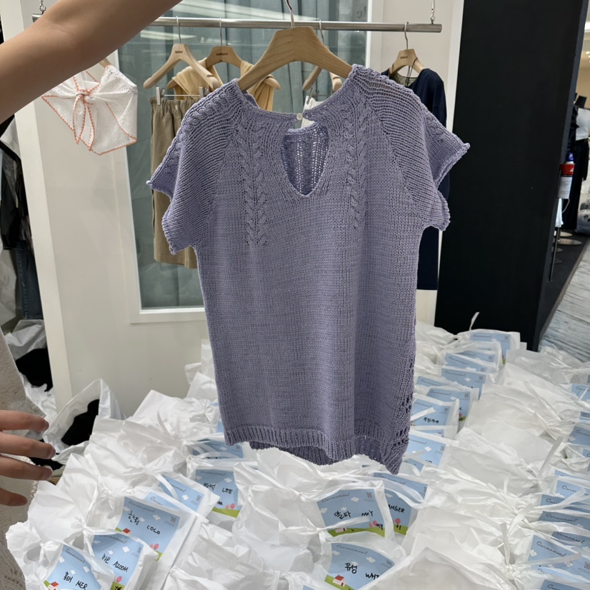 OURMOMENT韓國直郵實拍女裝新品熱賣人氣時尚26春夏針織衫OURMOMENT針織衫