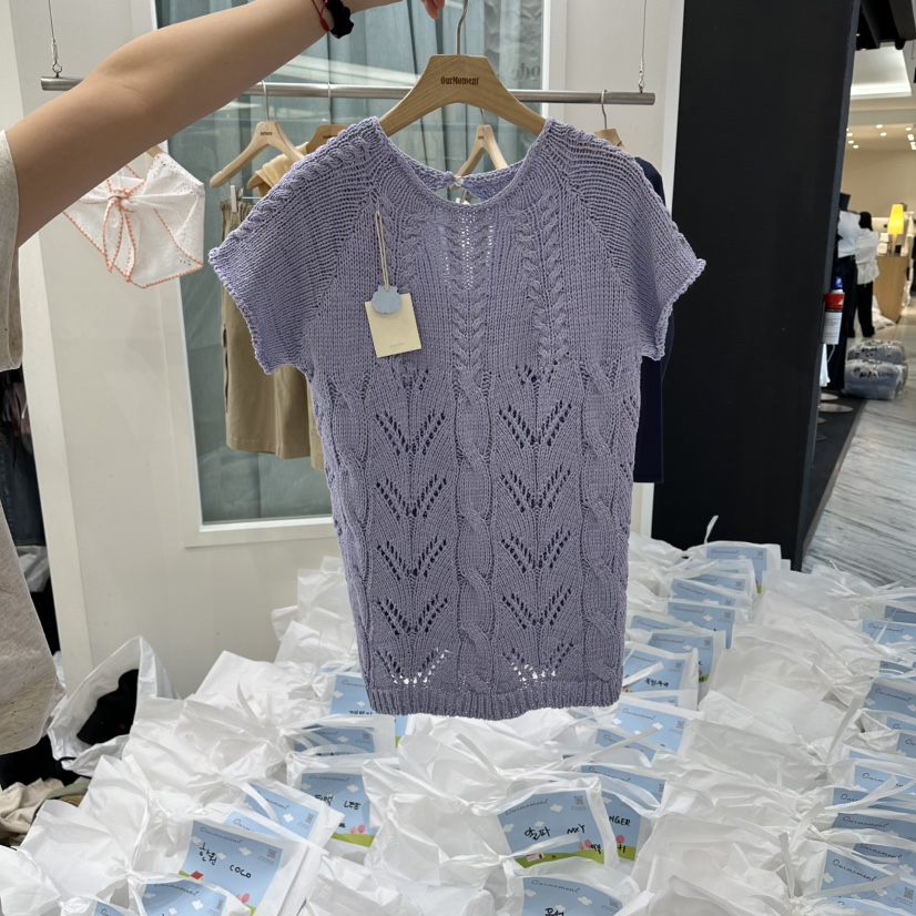 OURMOMENT韓國直郵實拍女裝新品熱賣人氣時尚26春夏針織衫OURMOMENT針織衫圖色3