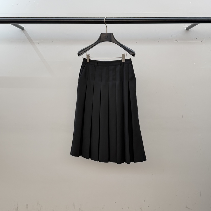 ID韓國代購女裝新款休閑職業時尚人氣半身裙中短裙喇叭褶裥ID半身裙/中短裙圖色2黑色