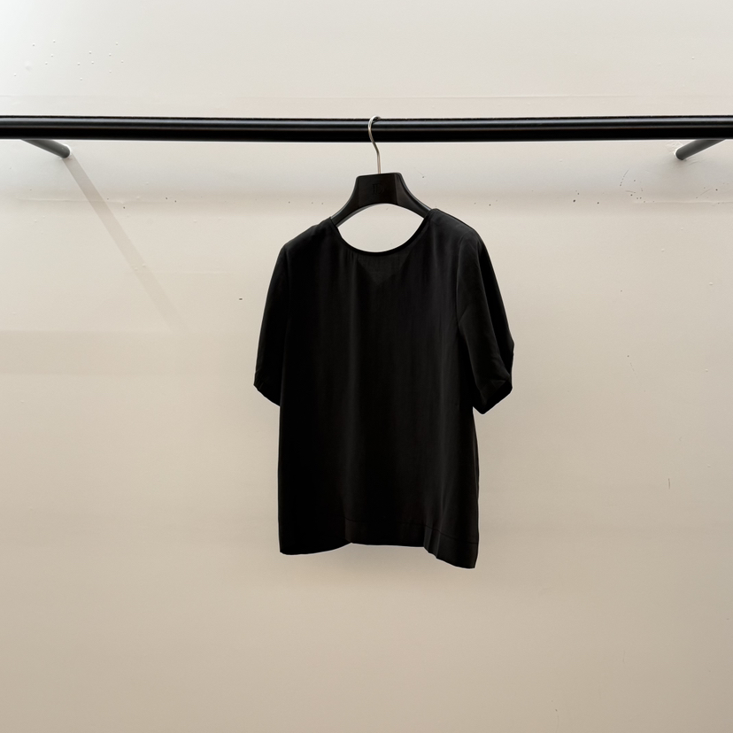 ID韓國直郵女裝新品時尚職業推薦人氣26春夏休閑襯衫蕾絲衫ID襯衫/蕾絲衫圖色2