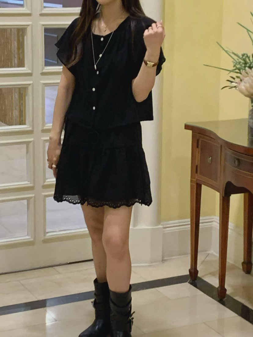 LA CREME韓國代購女裝新品職業推薦熱賣26春夏人氣短裙刺繡LA CREME短裙