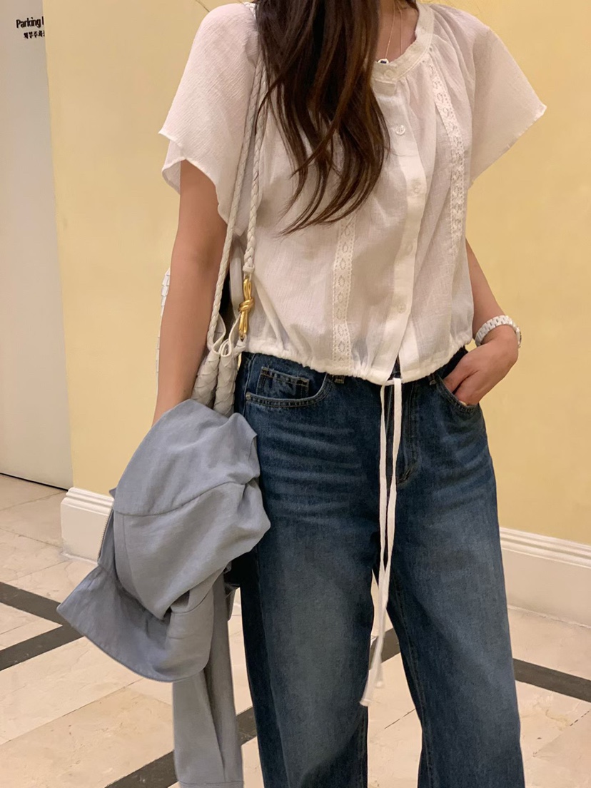 LA CREME韓國直郵女士新品人氣推薦熱賣休閑時尚襯衫蕾絲衫LA CREME襯衫/蕾絲衫