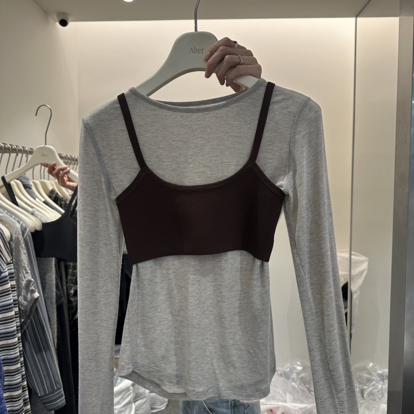 ALTER韓國代購女裝新款時尚休閑職業人氣吊帶背心不含內搭Alter吊帶/背心圖色3