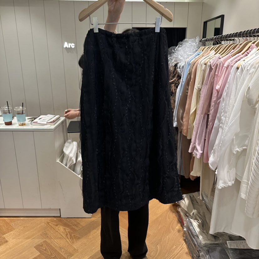 ARC韓國東大門直郵女士新品熱賣時尚人氣職業26春夏推薦長裙ARC EN CIEL長裙