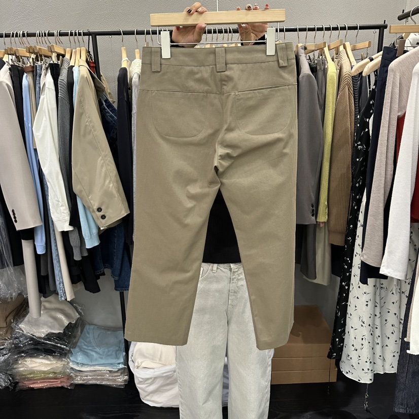 FLAMME TOIT/LUNAMDE韓國東大門直郵女裝新品時尚26春夏短褲FLAMME TOIT/LUNAMDE短褲