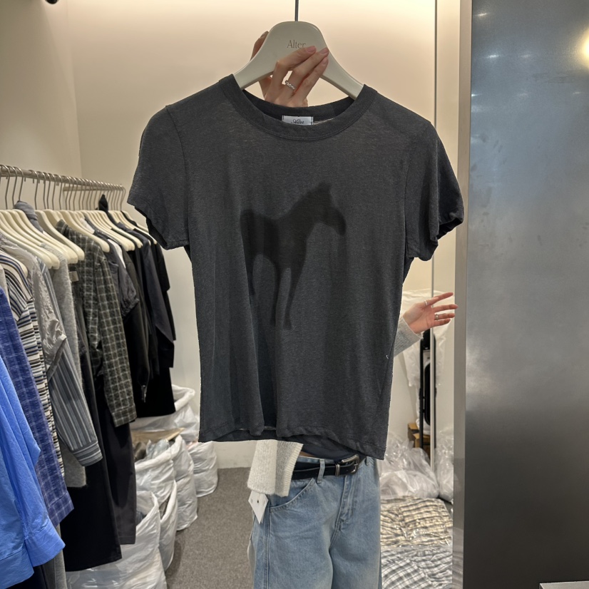 ALTER韓國東大門直郵女裝新款熱賣時尚人氣職業休閑推薦T恤AlterT恤圖色3