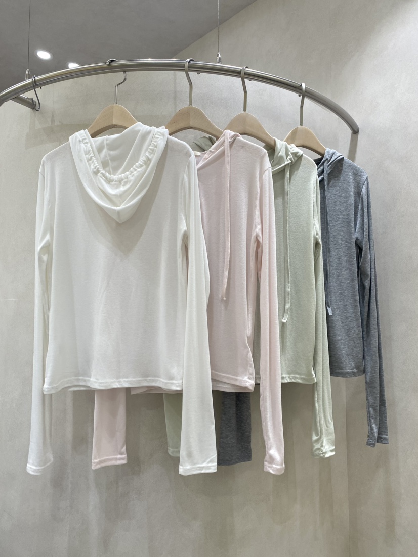 WHO IS SHE韓國直郵實拍女裝新款職業26春夏長袖T恤連帽衫WHO IS SHE長袖T恤