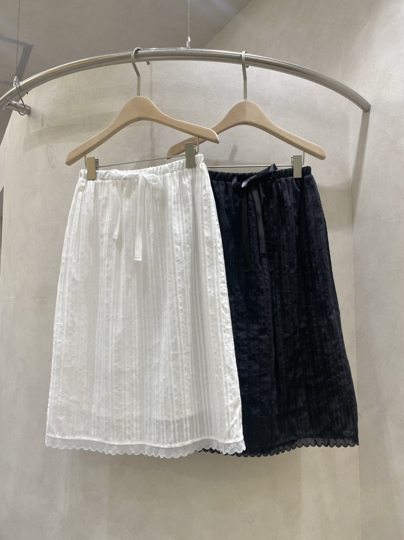 WHO IS SHE韓國東大門直郵女士新品休閑人氣推薦時尚長裙WHO IS SHE長裙