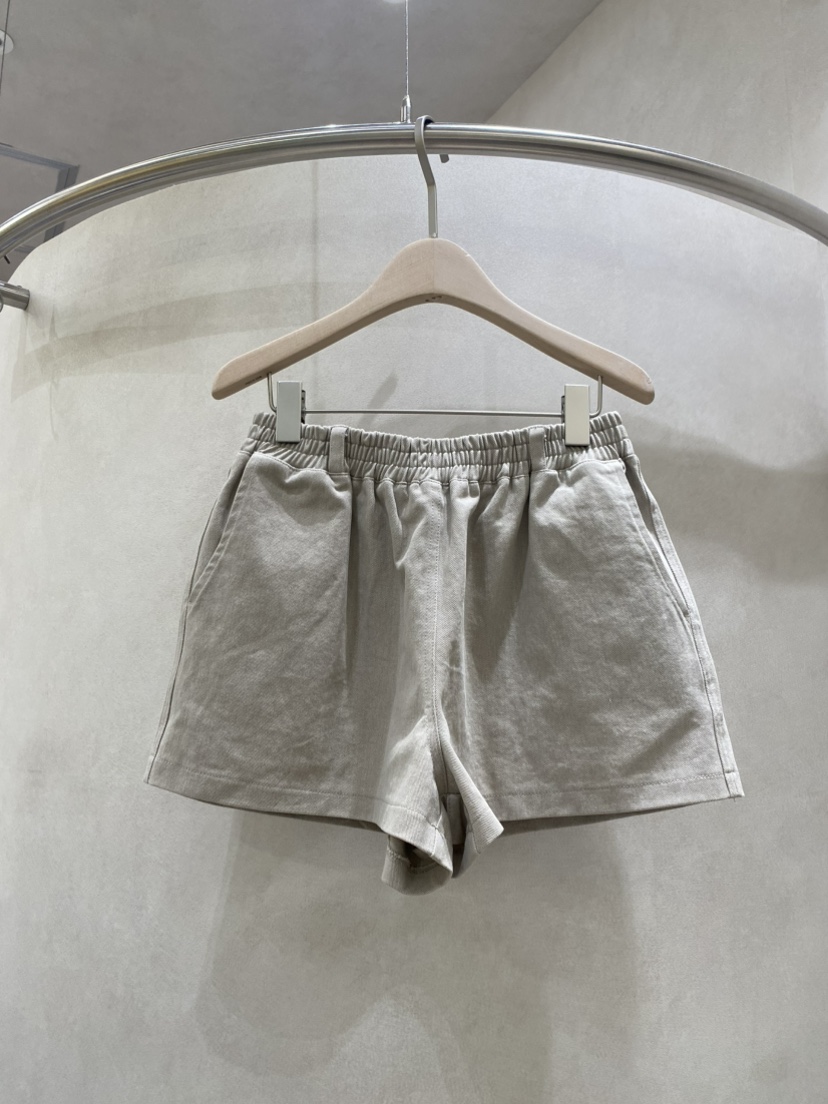 WHO IS SHE韓國直郵實拍女裝新品推薦職業人氣26春夏短褲WHO IS SHE短褲圖色2