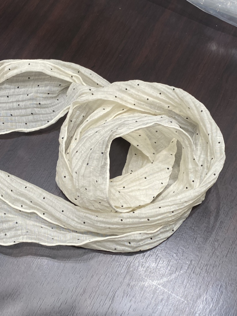 WHO IS SHE韓國直郵女士新品熱賣推薦時尚圍巾披肩圍巾WHO IS SHE圍巾/披肩