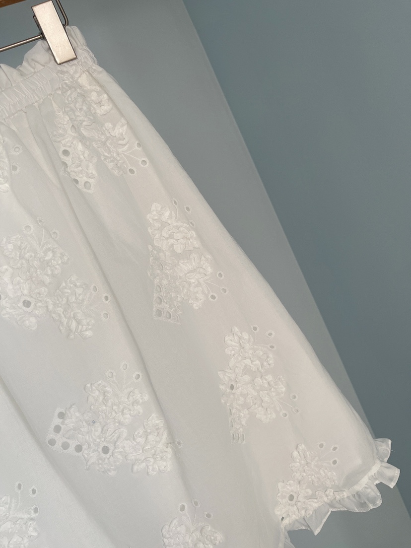 MINIQUEENS韓國直郵實拍女裝新品職業推薦半身裙中短裙刺繡MINIQUEENS半身裙/中短裙