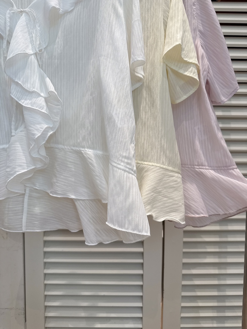 FAVE-L韓國東大門代購女裝新品推薦熱賣時尚人氣襯衫蕾絲衫FAVE-L襯衫/蕾絲衫