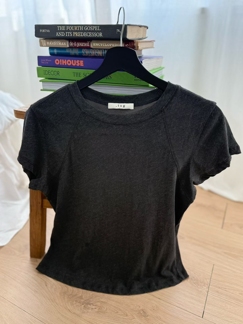 TUG韓國直郵女裝新款職業推薦休閑26春夏時尚熱賣T恤鏤空TUGT恤圖色2