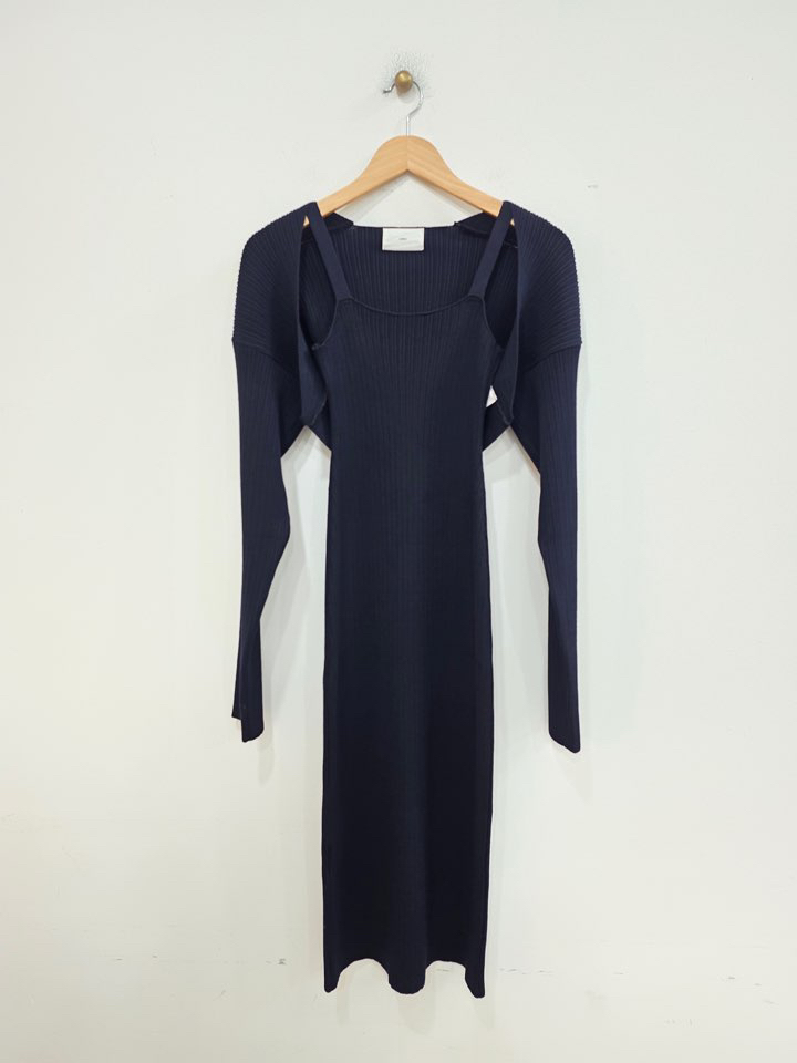 LE MIU韓國直郵女士新品休閑人氣推薦職業熱賣時尚套裝褶裥LE_MIU套裝圖色2深藍色