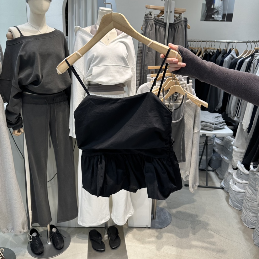 W.FATAL韓國東大門直郵女裝新款26春夏吊帶背心褶皺寬松W.FATAL吊帶/背心圖色2