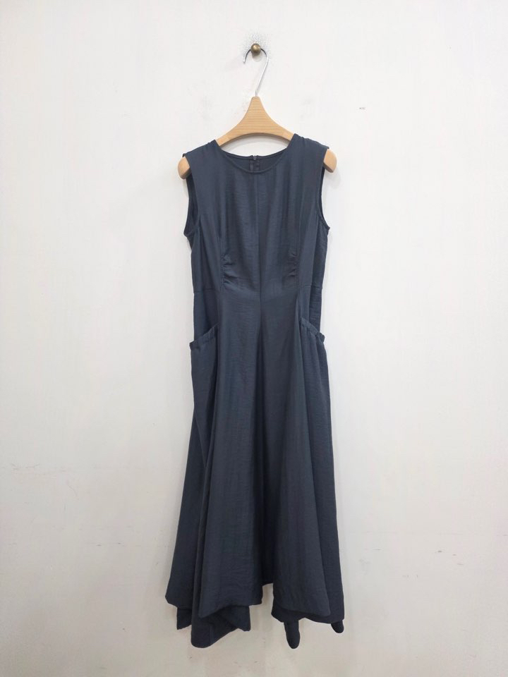 LE MIU韓國東大門代購女裝新款職業熱賣休閑時尚連衣裙口袋LE_MIU連衣裙圖色3墨色