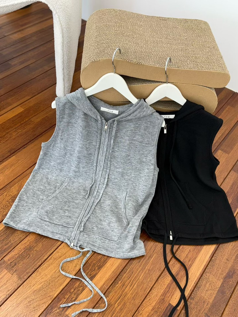 TUG韓國東大門直郵女裝新品時尚熱賣推薦職業26春夏馬甲連帽衫TUG馬甲