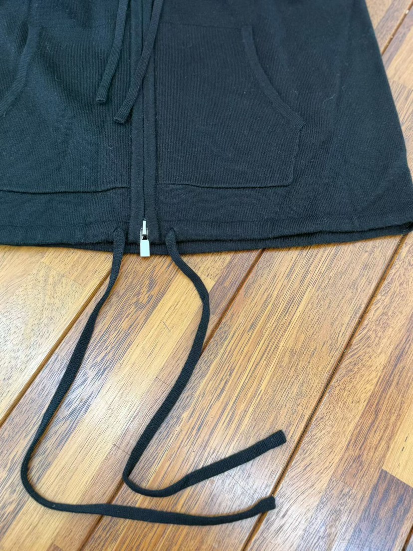 TUG韓國東大門直郵女裝新品時尚熱賣推薦職業26春夏馬甲連帽衫TUG馬甲