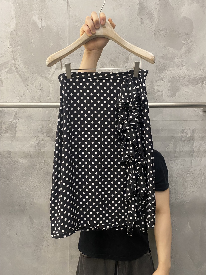 THE VETIVER-A韓國代購女裝新款熱賣人氣半身裙中短裙褶皺VETIVER半身裙/中短裙圖色1