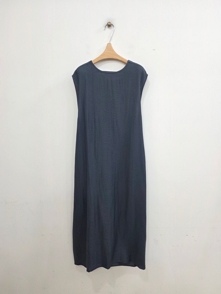 LE MIU韓國直郵實拍女士新款熱賣人氣休閑26春夏時尚連衣裙LE_MIU連衣裙圖色3墨色