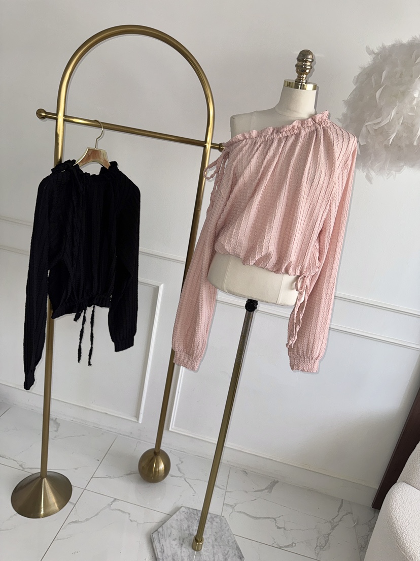 바츠韓國直郵實拍女裝新品休閑熱賣人氣推薦時尚襯衫蕾絲衫Vatz襯衫/蕾絲衫