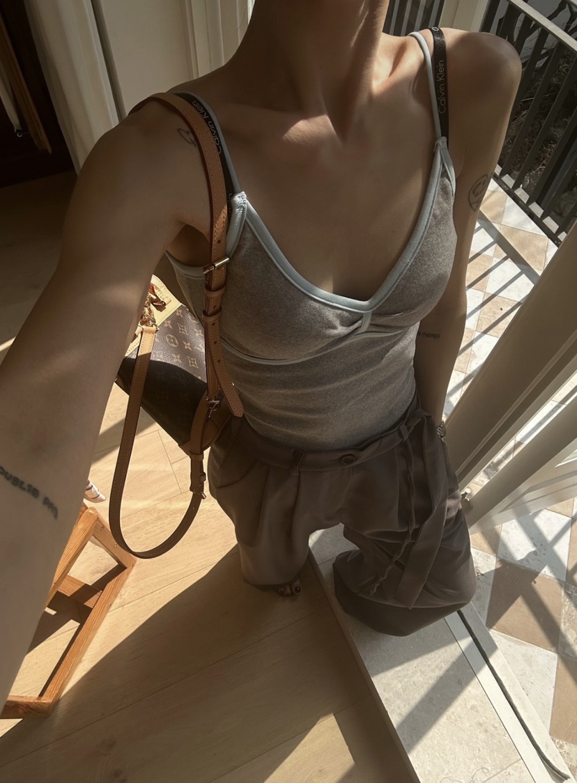 ZEROZERO韓國直郵實拍女裝新品推薦職業時尚人氣休閑褲褶裥ZEROZERO休閑褲