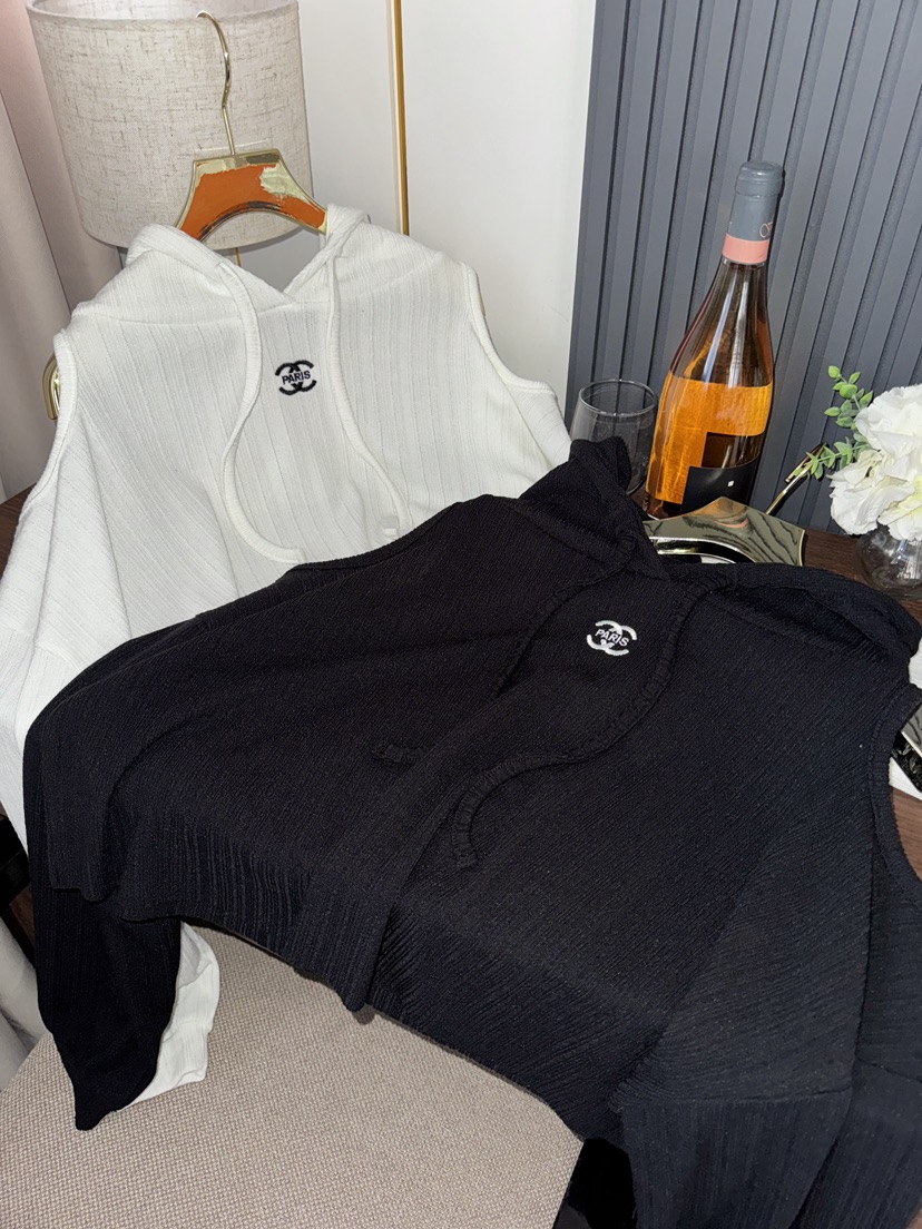 바츠韓國直郵實拍女裝新款時尚職業人氣休閑26春夏長袖T恤Vatz長袖T恤