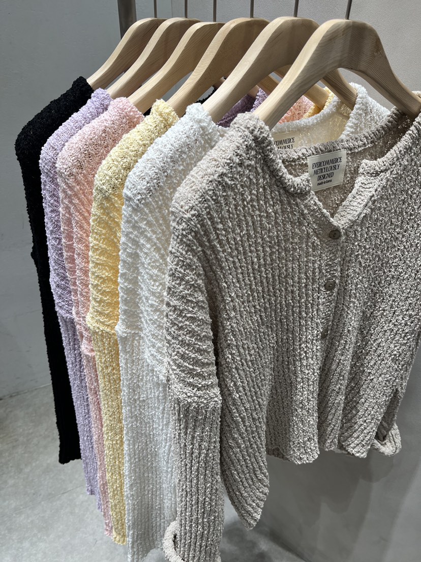 EVERCOMMERCE METICULOUSLY DESIGNED韓國直郵女裝新品熱賣針織衫EVERCOMMERCE METICULOUSLY DESIGNED針織衫