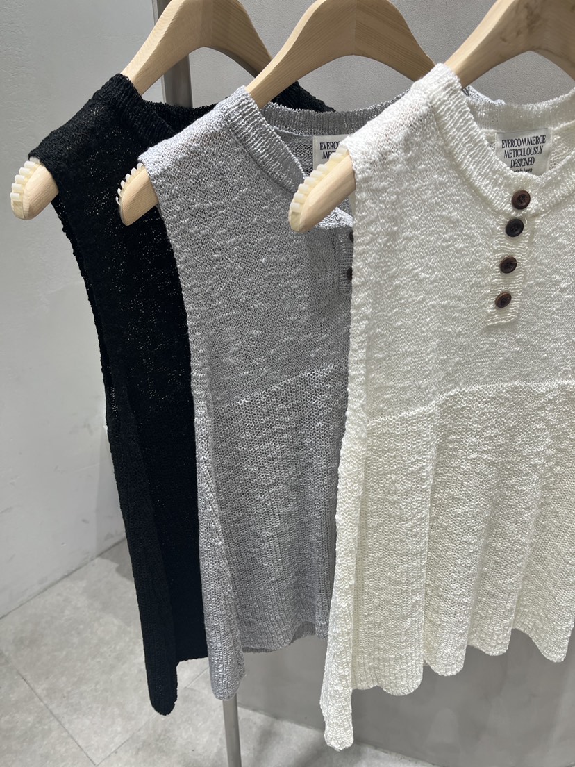 EVERCOMMERCE METICULOUSLY DESIGNED韓國東大門直郵女士新款時尚吊帶背心寬松EVERCOMMERCE METICULOUSLY DESIGNED吊帶/背心