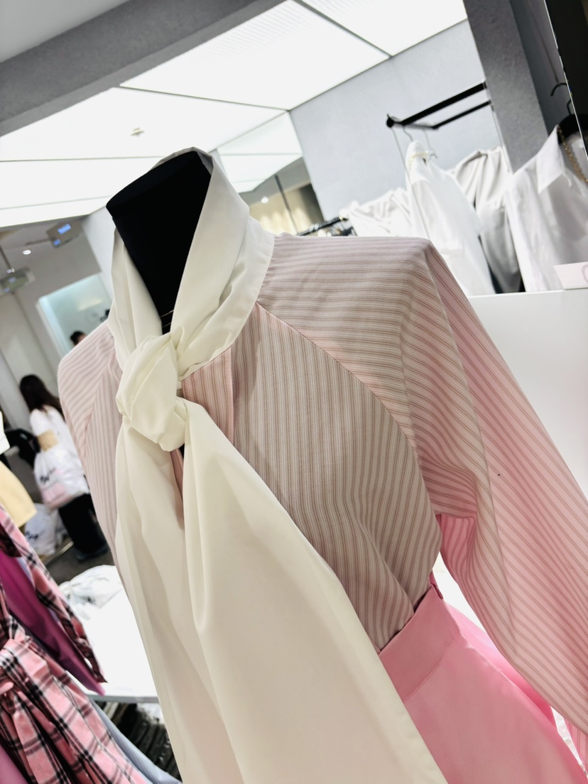 TANIA韓國東大門直郵女裝新款休閑人氣時尚推薦襯衫蕾絲衫TANIA襯衫/蕾絲衫