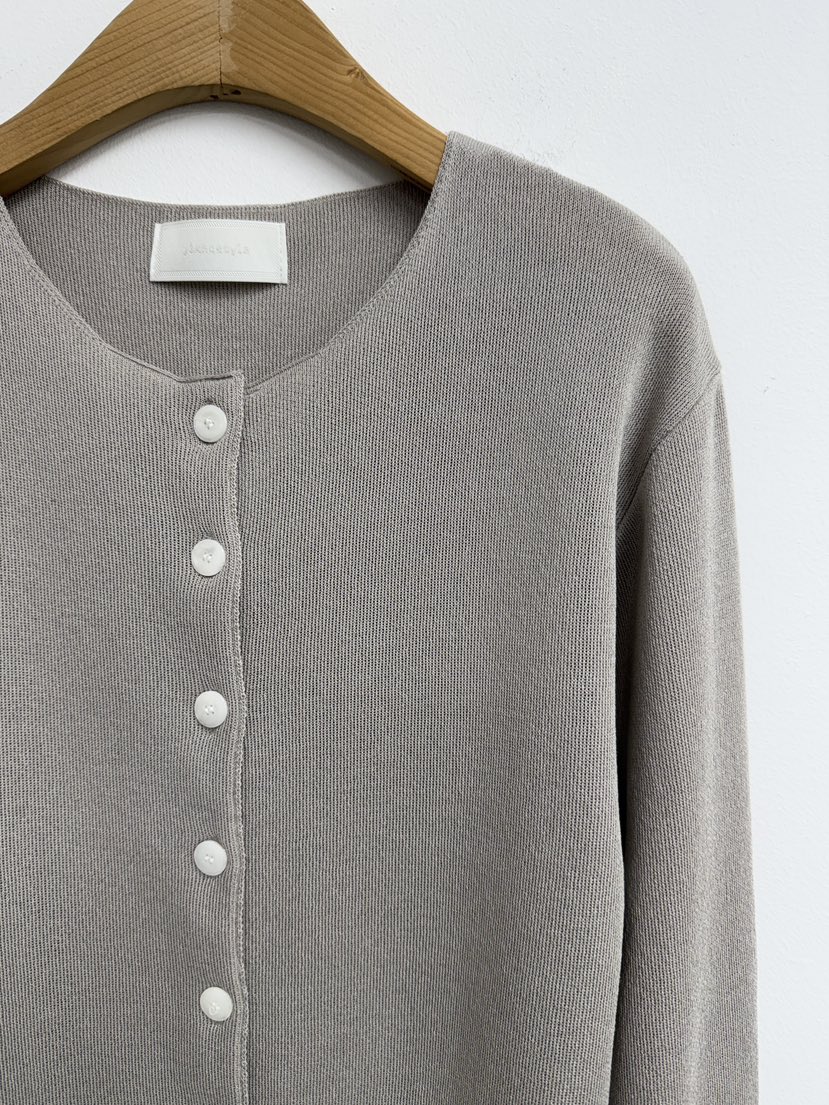 YIKHO STYLE韓國東大門直郵女裝新款推薦人氣26春夏針織衫YIKHO STYLE針織衫