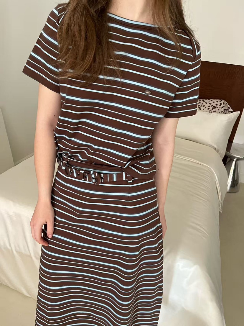 J CRANE-A韓國直郵女裝新款時尚人氣休閑推薦長裙腰帶條紋J CRANE長裙