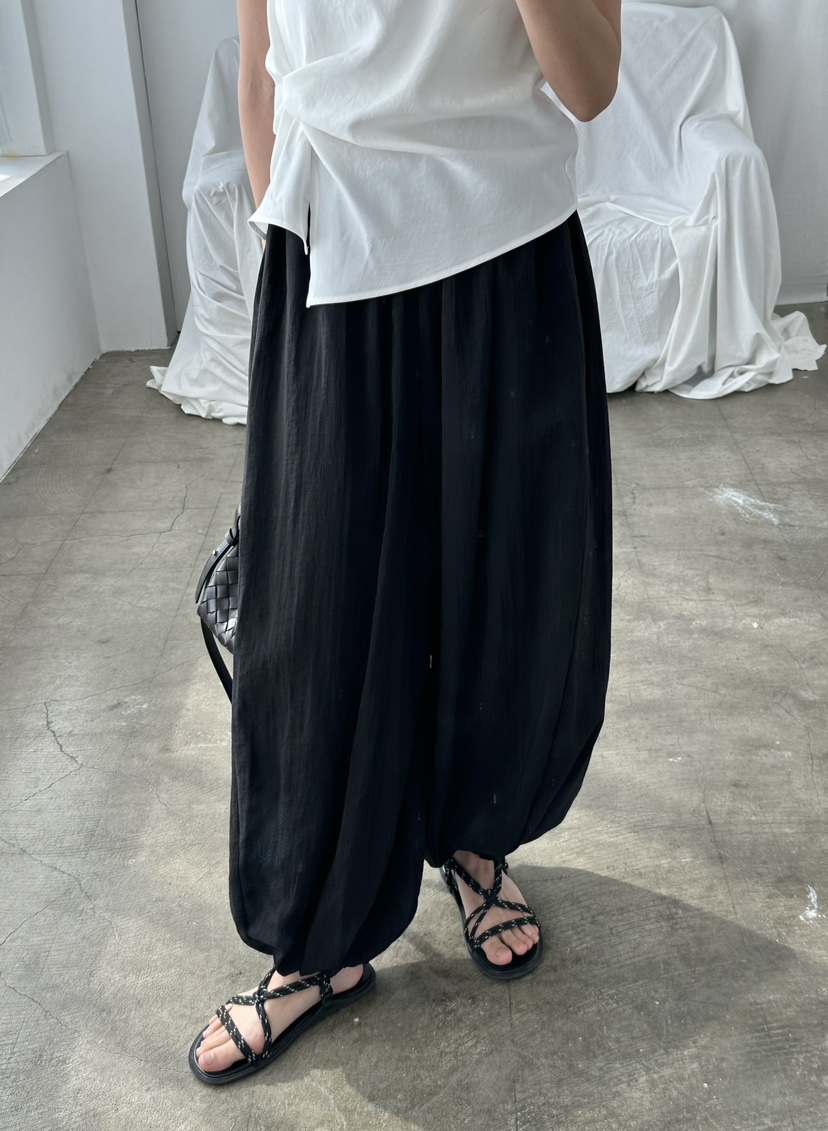 LE VASE韓國直郵女士新品26春夏職業推薦時尚熱賣休閑褲LE VASE休閑褲