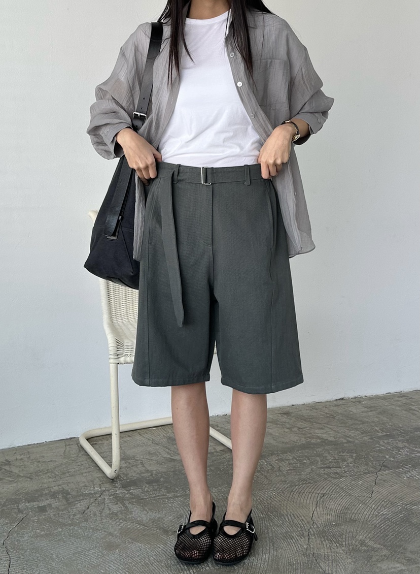 LE VASE韓國代購女裝新品26春夏人氣職業熱賣短褲含腰帶LE VASE短褲圖色1