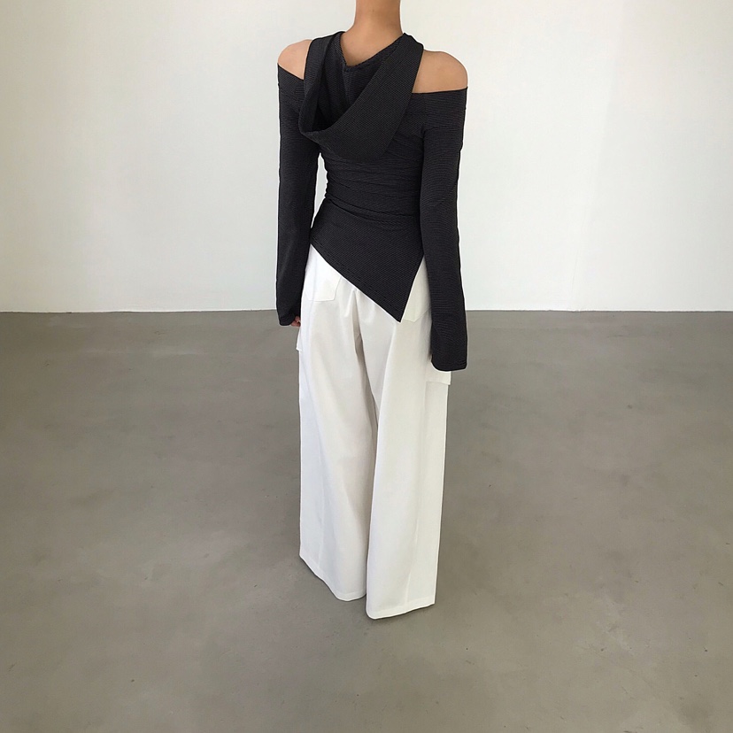 2TWO MOON韓國直郵實拍女裝新品職業推薦長袖T恤露肩連帽2TWO MOON長袖T恤