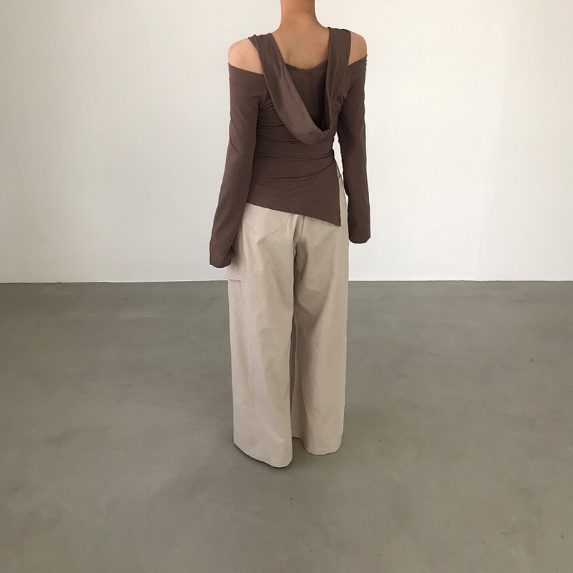 2TWO MOON韓國直郵實拍女裝新品職業推薦長袖T恤露肩連帽2TWO MOON長袖T恤