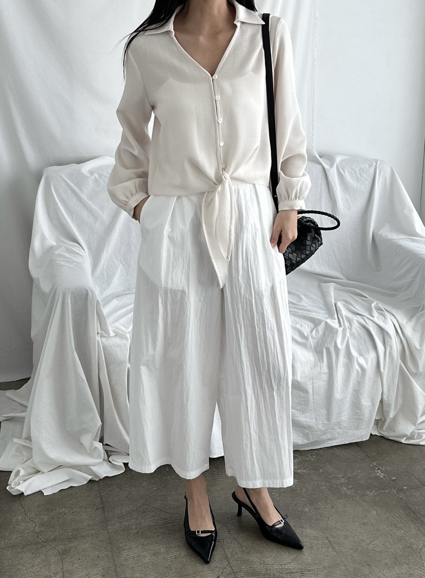 LE VASE韓國直郵實拍女士新品26春夏時尚熱賣襯衫蕾絲衫LE VASE襯衫/蕾絲衫