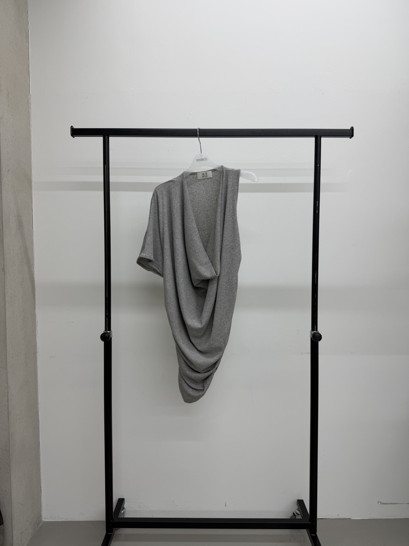 MINIMUZE韓國直郵實拍女士新款26春夏休閑時尚職業推薦T恤MINIMUZET恤圖色2