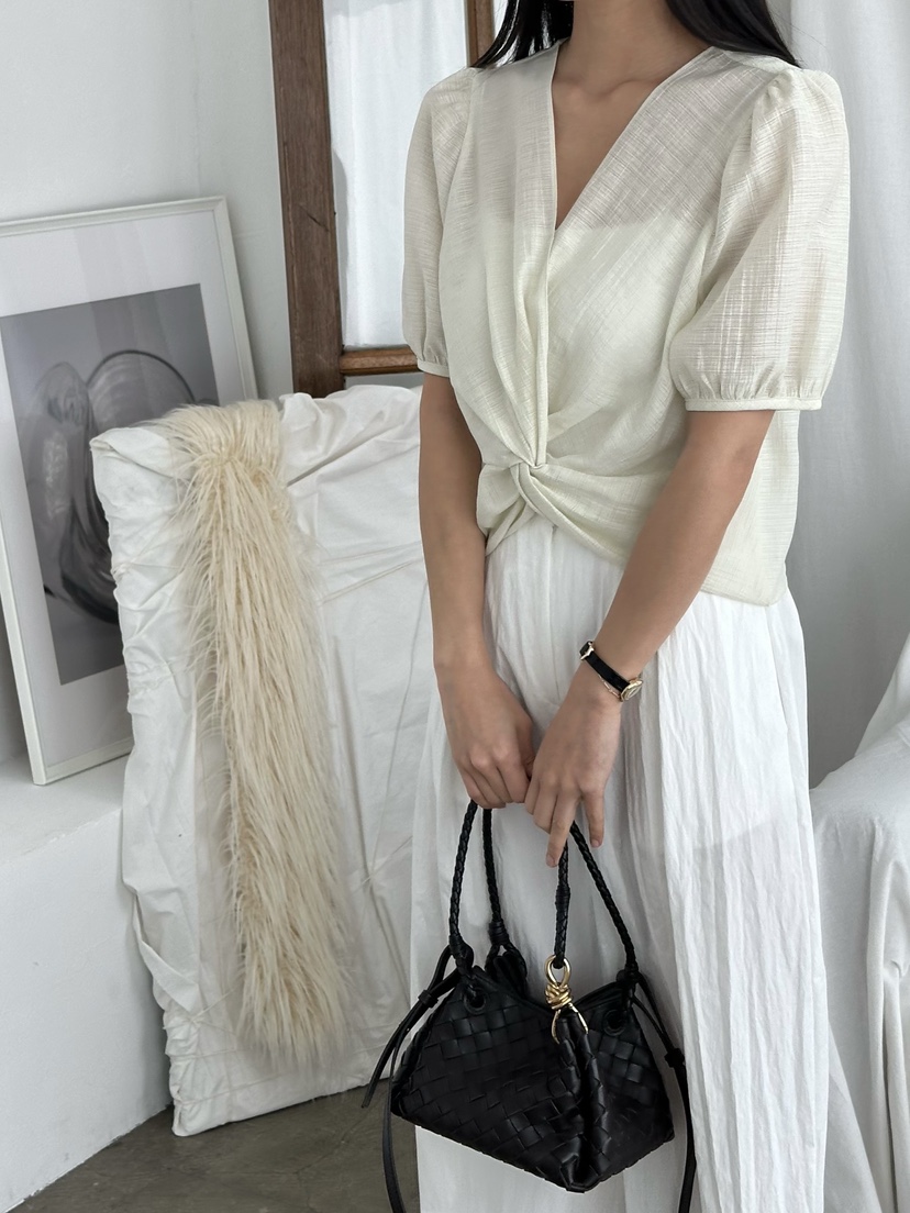 LE VASE韓國東大門直郵女士新款時尚職業推薦襯衫蕾絲衫LE VASE襯衫/蕾絲衫