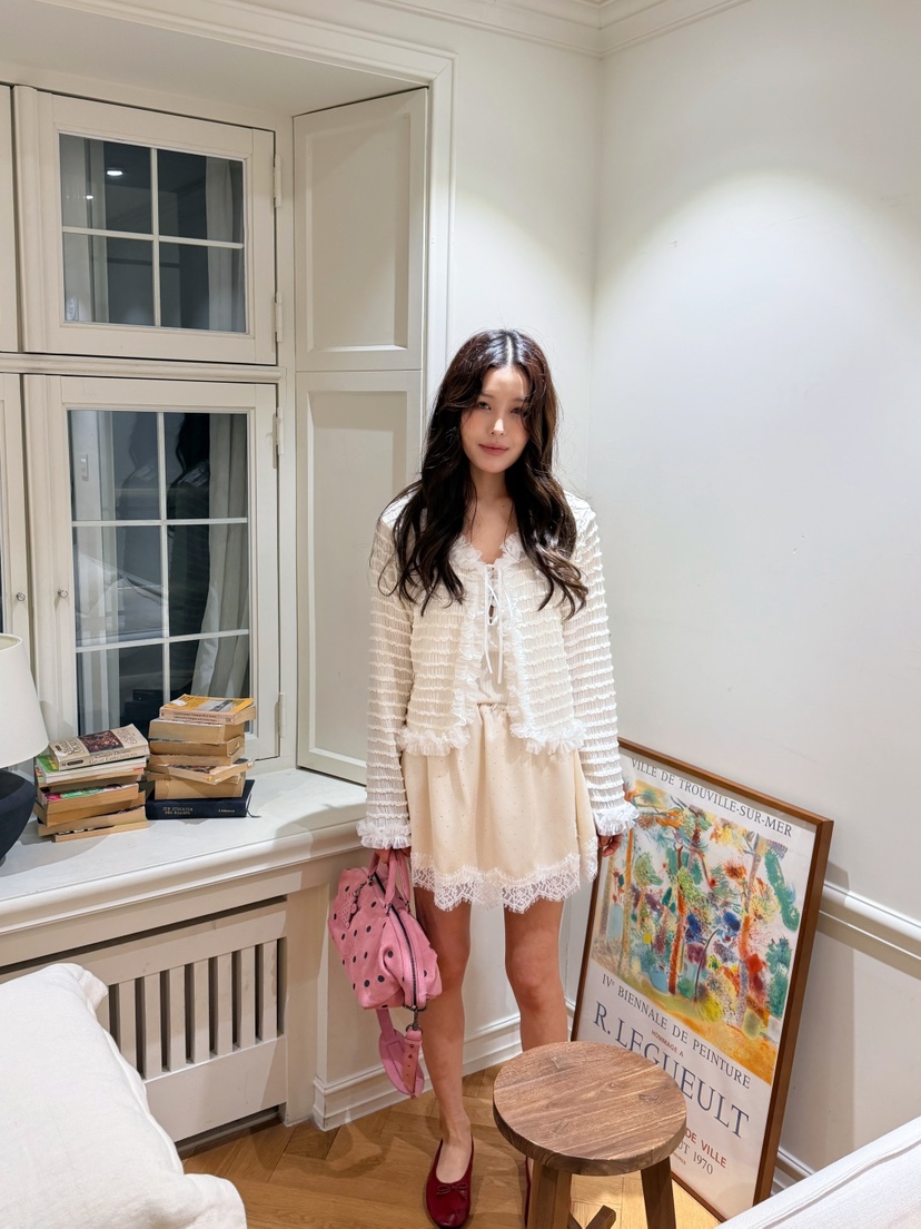 BOUTIQUE-L韓國代購女裝新款熱賣人氣休閑推薦襯衫蕾絲衫BOUTIQUE-L襯衫/蕾絲衫