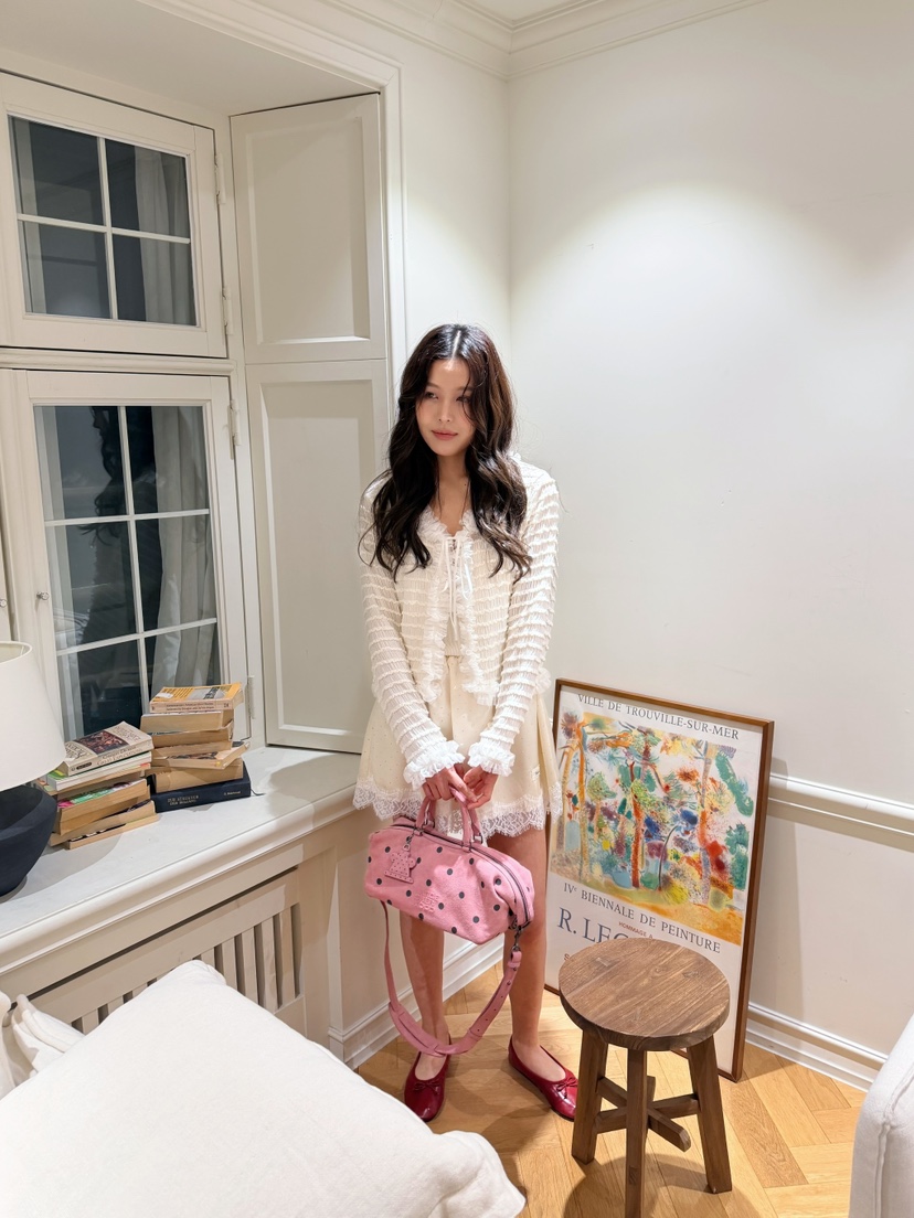 BOUTIQUE-L韓國代購女裝新款熱賣人氣休閑推薦襯衫蕾絲衫BOUTIQUE-L襯衫/蕾絲衫