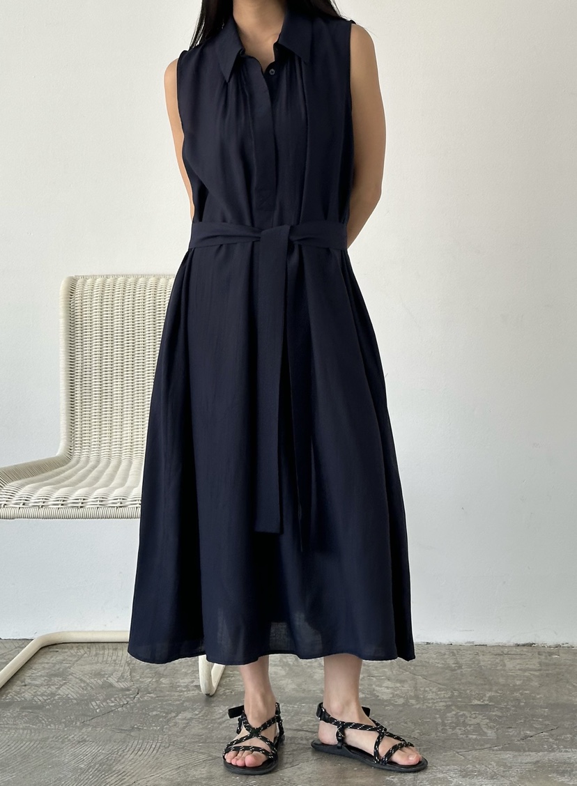 LE VASE韓國直郵實拍女士新款推薦人氣26春夏連衣裙含腰帶LE VASE連衣裙