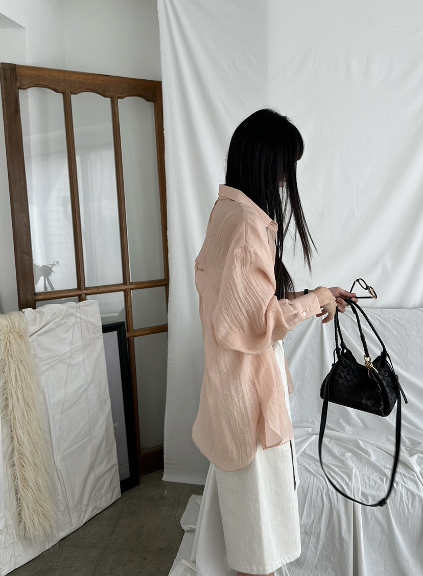 LE VASE韓國代購女裝新款熱賣休閑時尚26春夏襯衫蕾絲衫LE VASE襯衫/蕾絲衫