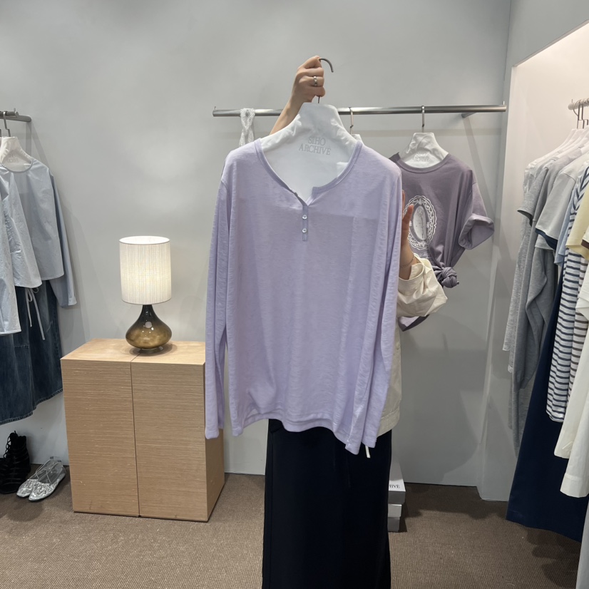 SIHO ARCHIVE韓國直郵實拍女士新品熱賣長袖T恤圓領紐扣SIHO ARCHIVE長袖T恤圖色2