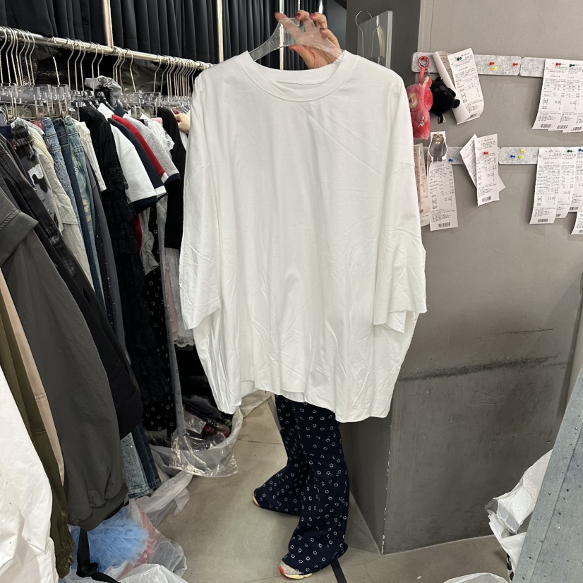 MOMAZU韓國直郵女裝新款人氣時尚熱賣推薦26春夏休閑職業T恤MOMAZUT恤圖色2