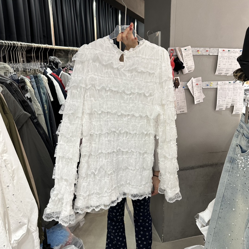 MOMAZU韓國直郵實拍女士新品時尚熱賣人氣休閑長袖T恤蕾絲MOMAZU長袖T恤