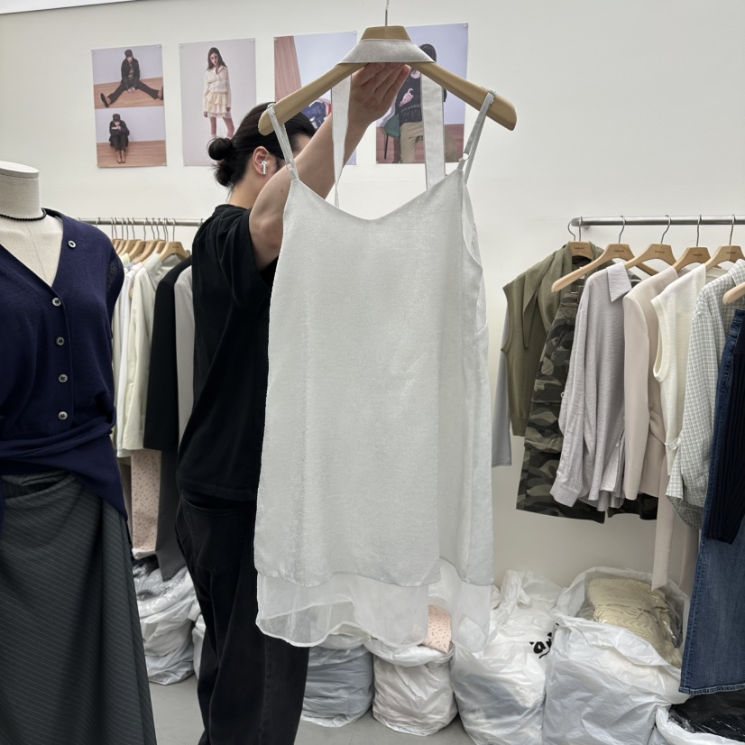 TWELVE韓國直郵實拍女裝新款推薦26春夏休閑連衣裙含脖帶TWELVE連衣裙